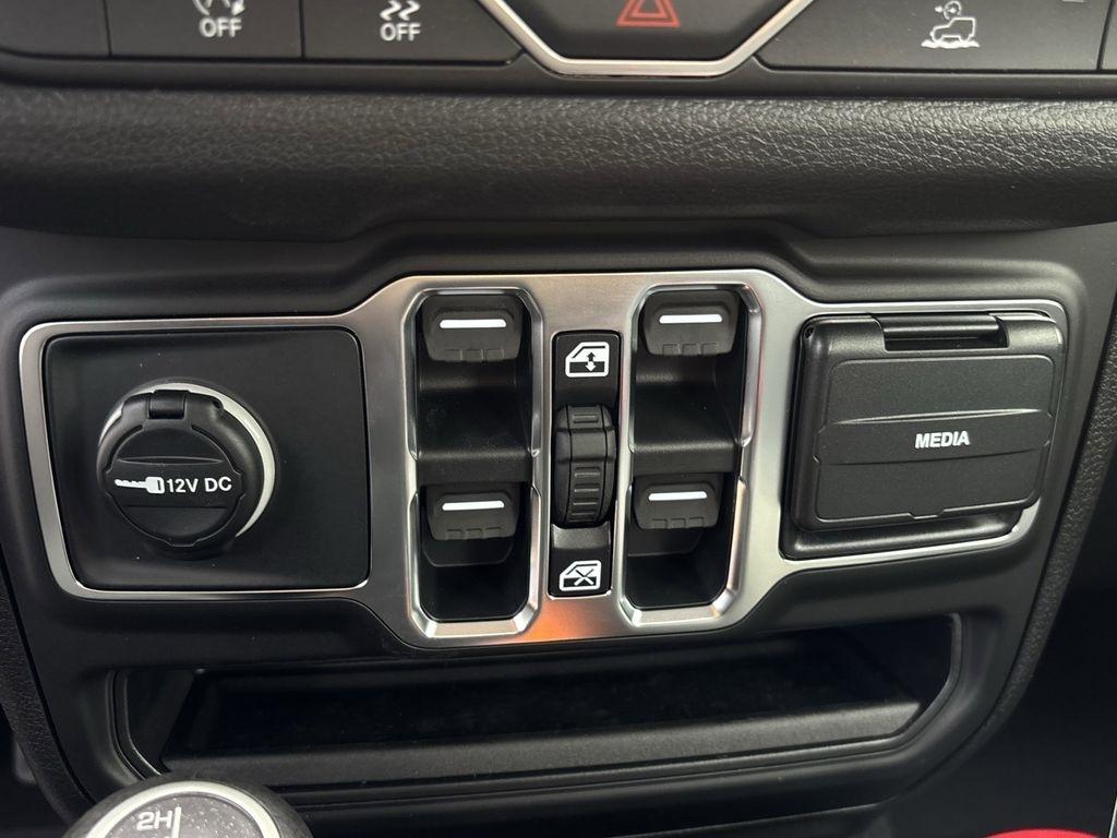Jeep Wrangler Sport 2026