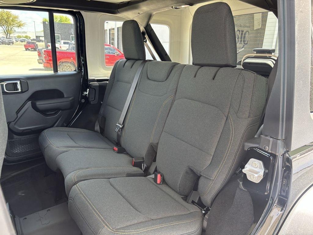 Jeep Wrangler Sport 2026