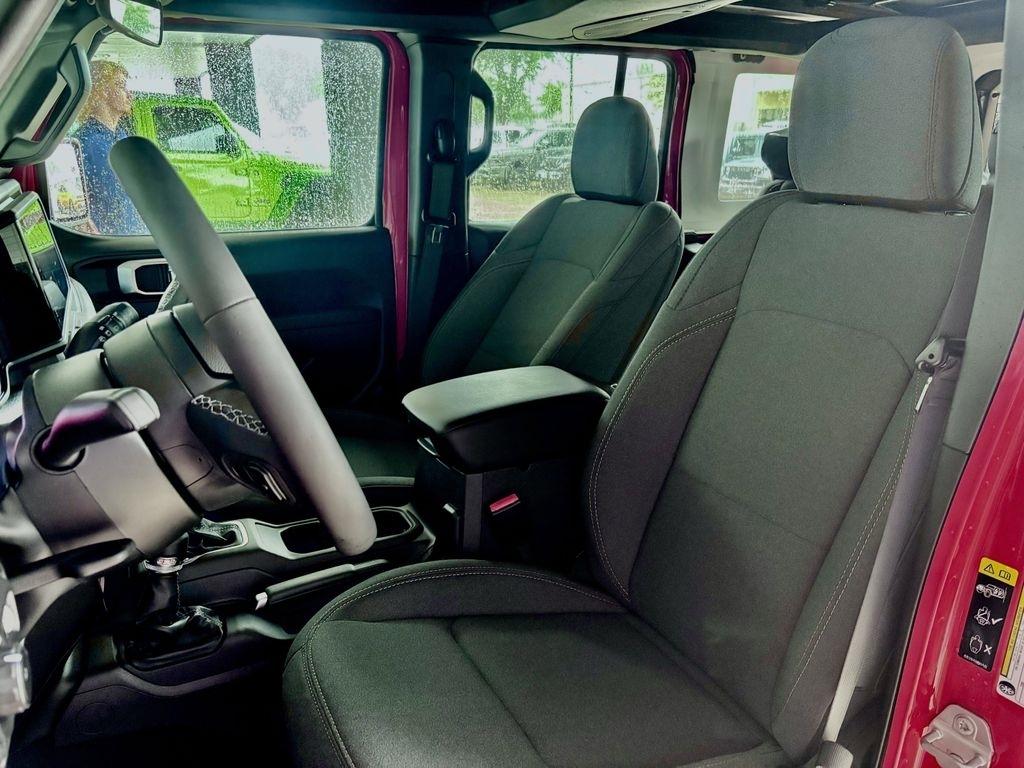 Jeep Wrangler Sport 2026