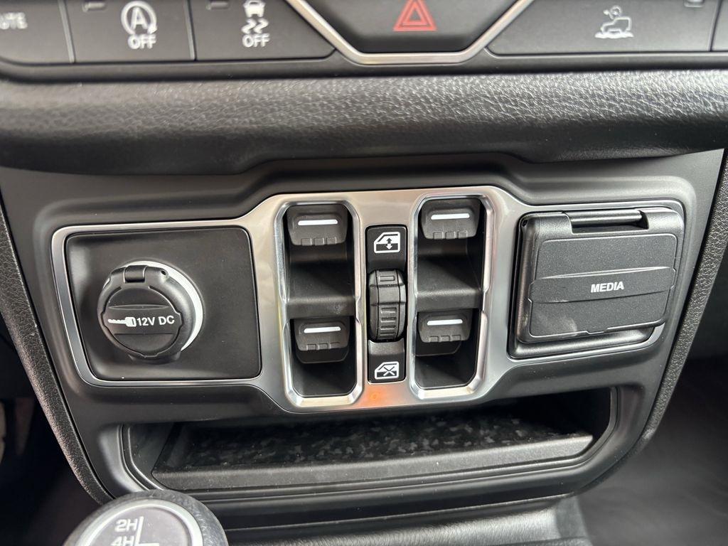 Jeep Wrangler Sport 2026