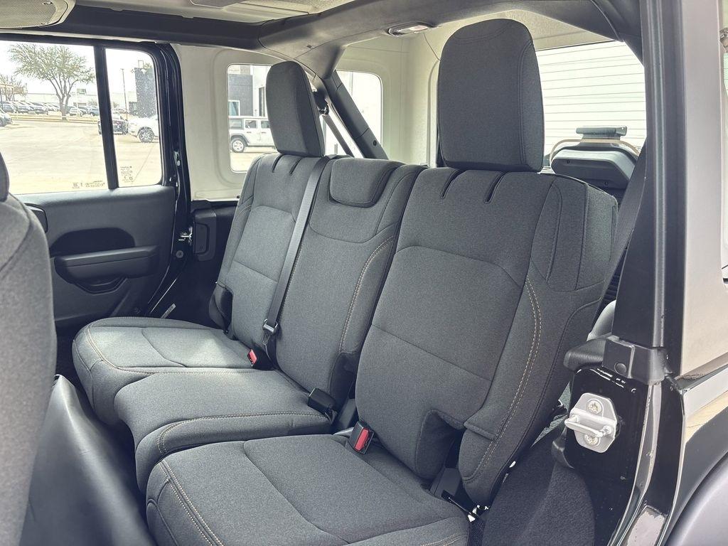 Jeep Wrangler Sport 2026