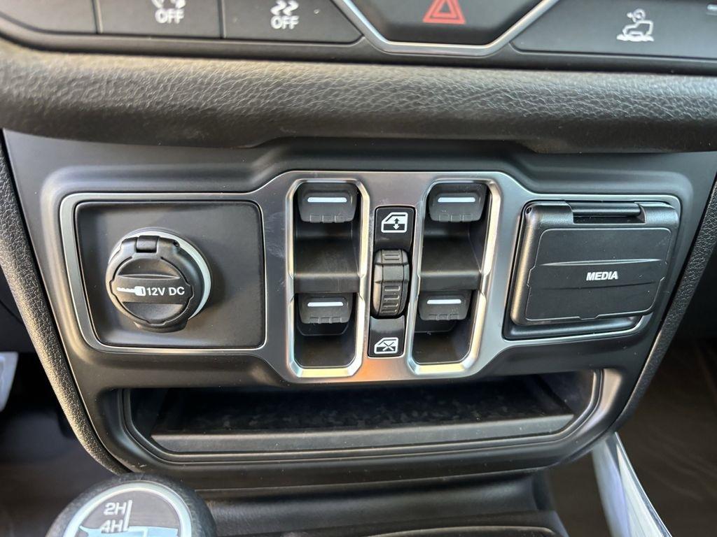 Jeep Wrangler Sport 2026