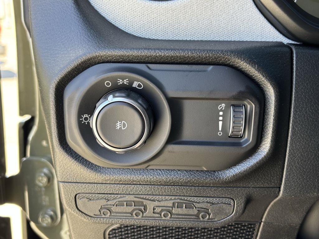 Jeep Wrangler Sport 2026