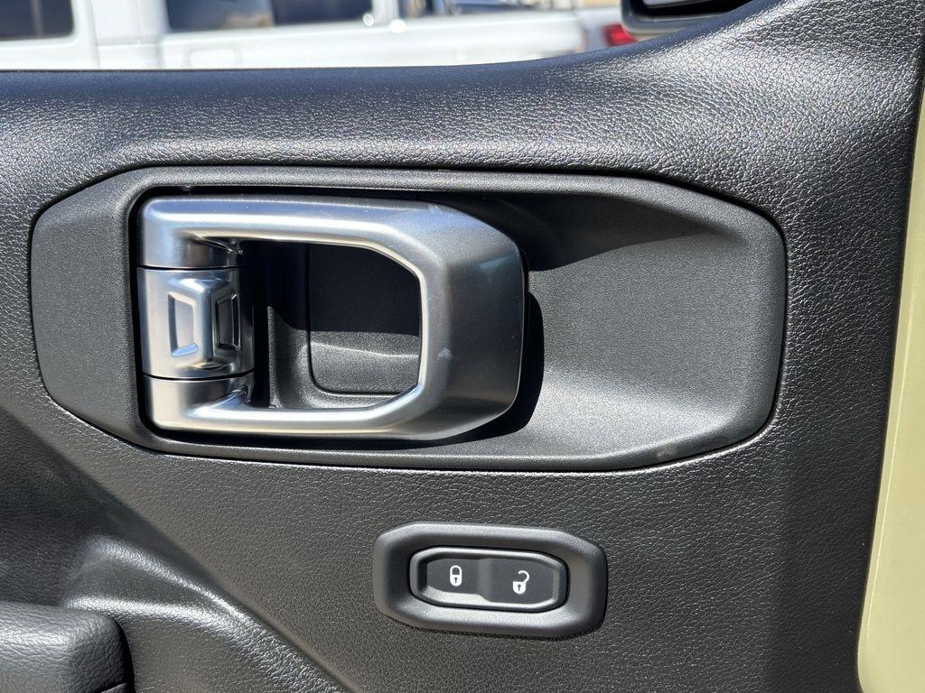 Jeep Wrangler Sport 2026