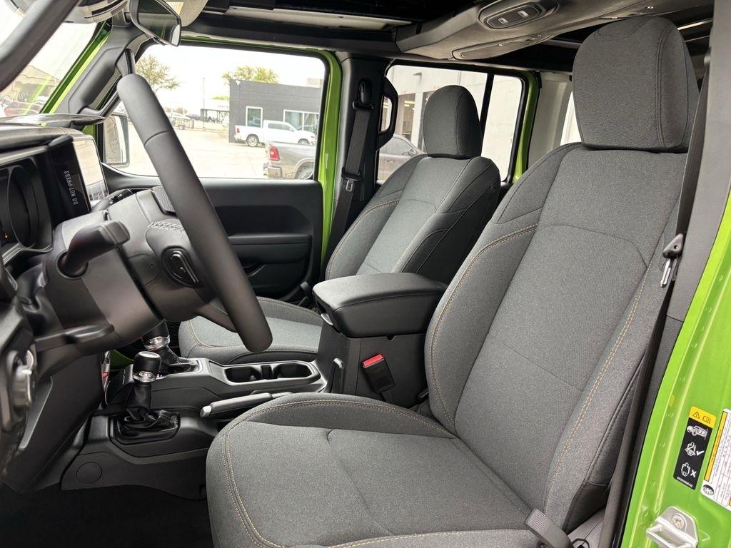 Jeep Wrangler Sport 2026