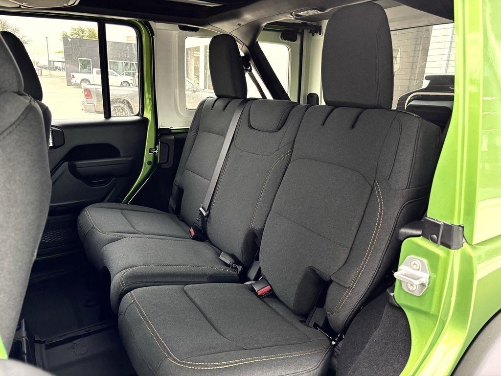 Jeep Wrangler Sport 2026