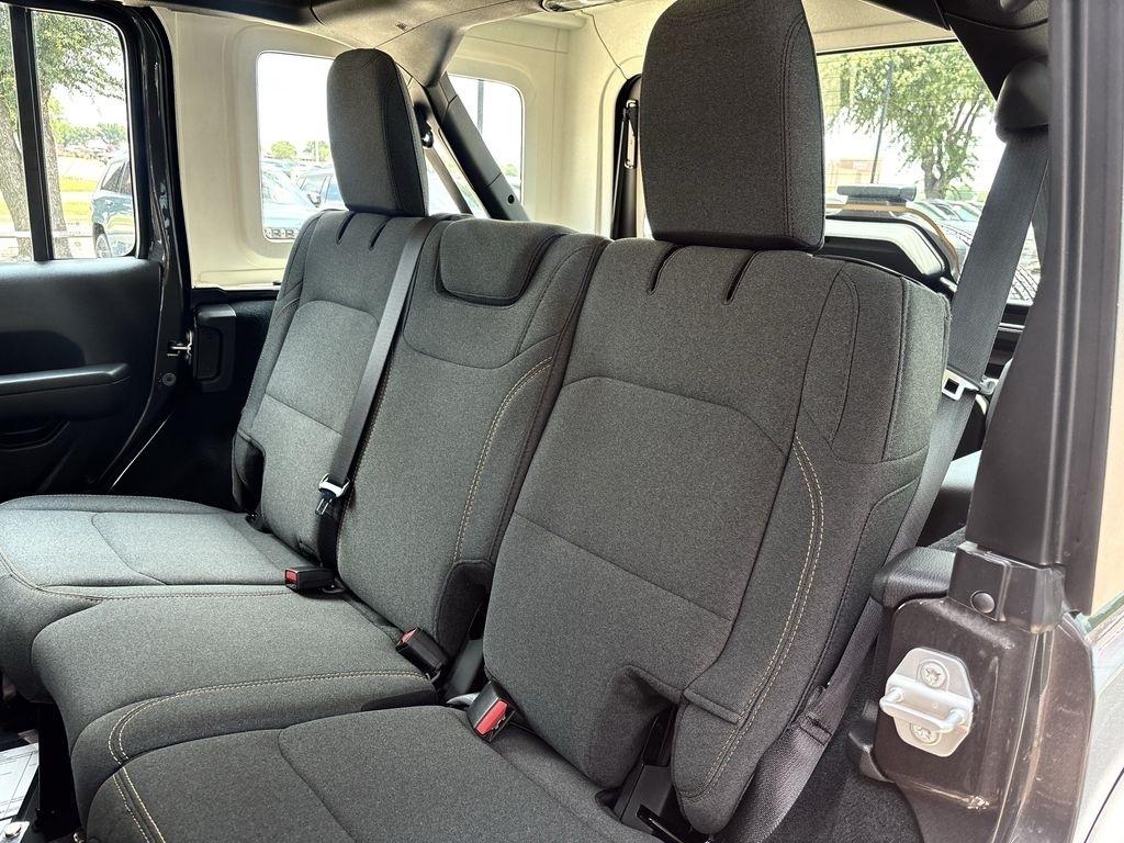 Jeep Wrangler Sport 2026