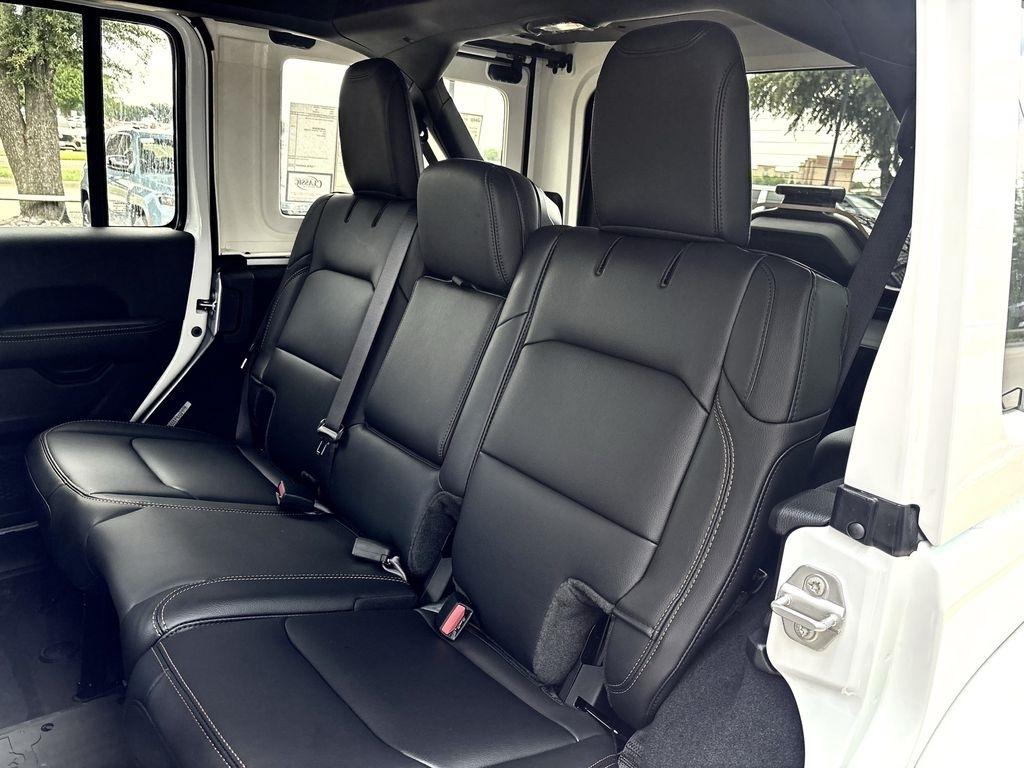 Jeep Wrangler Sahara 2026