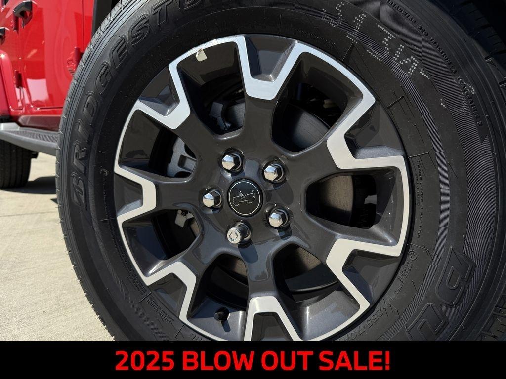 Jeep Wrangler Sahara 2025