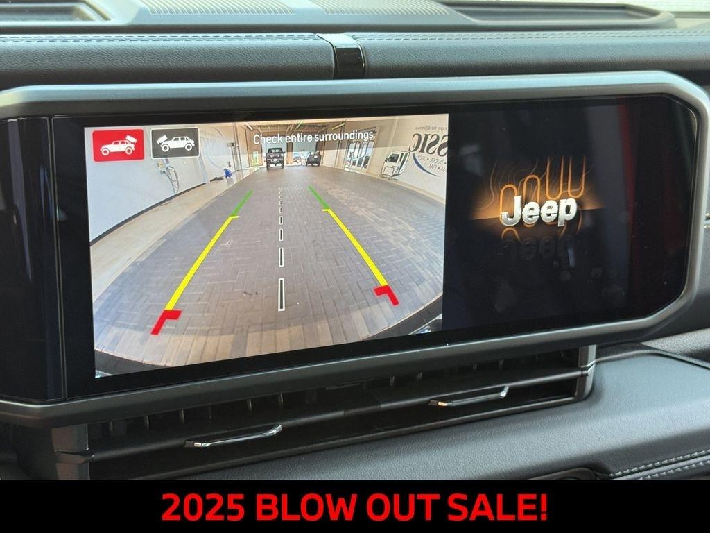 Jeep Wrangler Sahara 2025