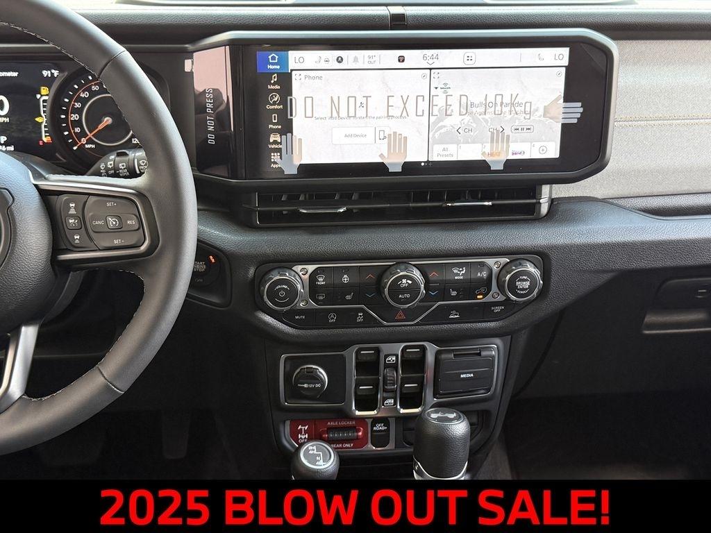 Jeep Wrangler Sport 2025