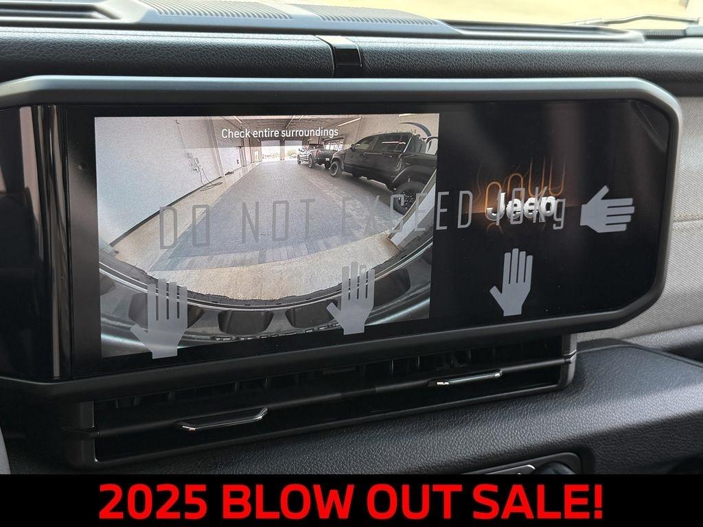 Jeep Wrangler Sport 2025