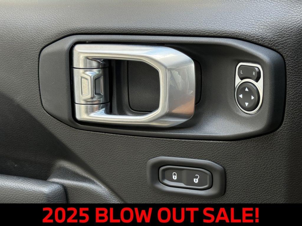 Jeep Wrangler Sport 2025