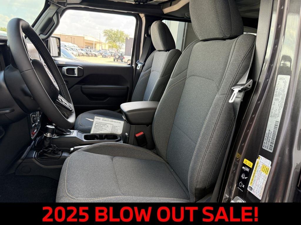 Jeep Wrangler Sport 2025