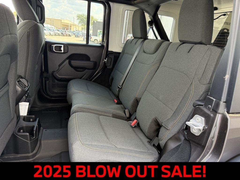 Jeep Wrangler Sport 2025