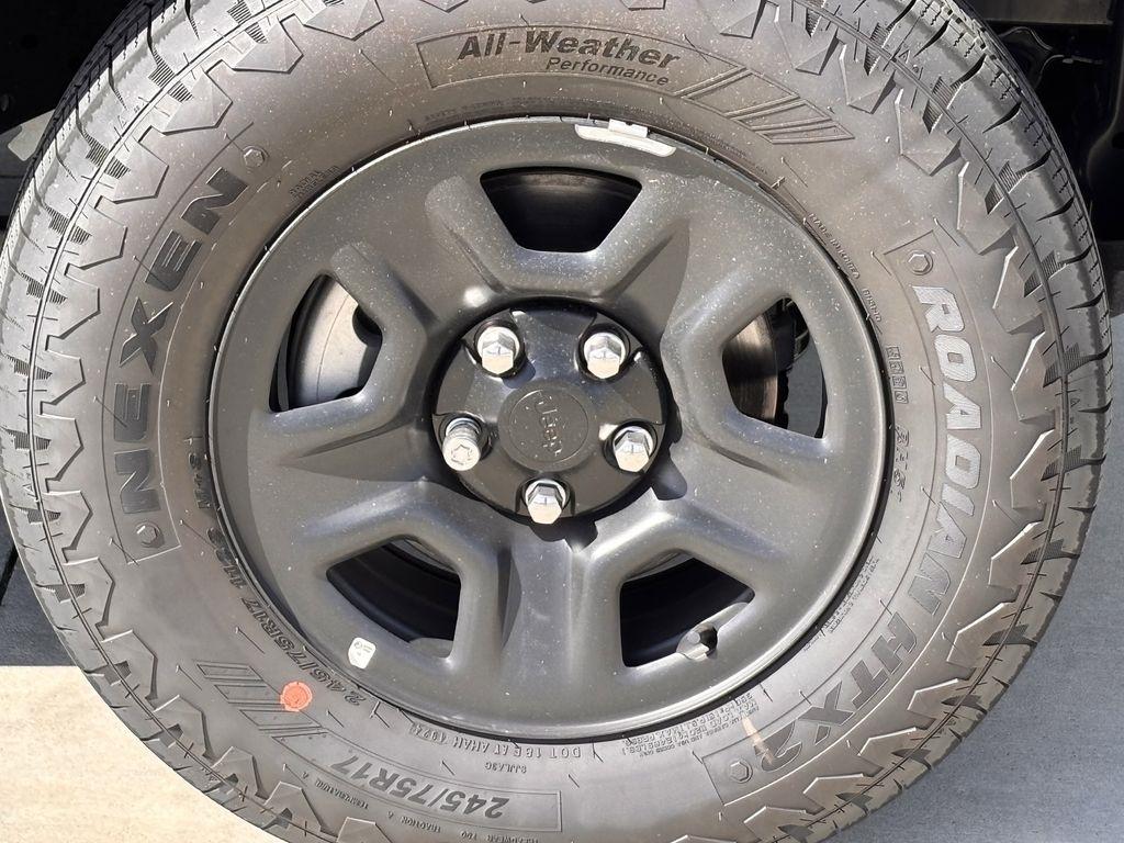 Jeep Wrangler Sport 2025