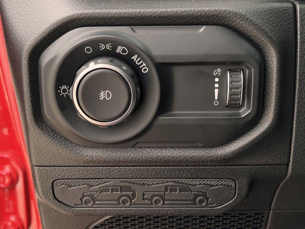 Jeep Wrangler Sport 2025