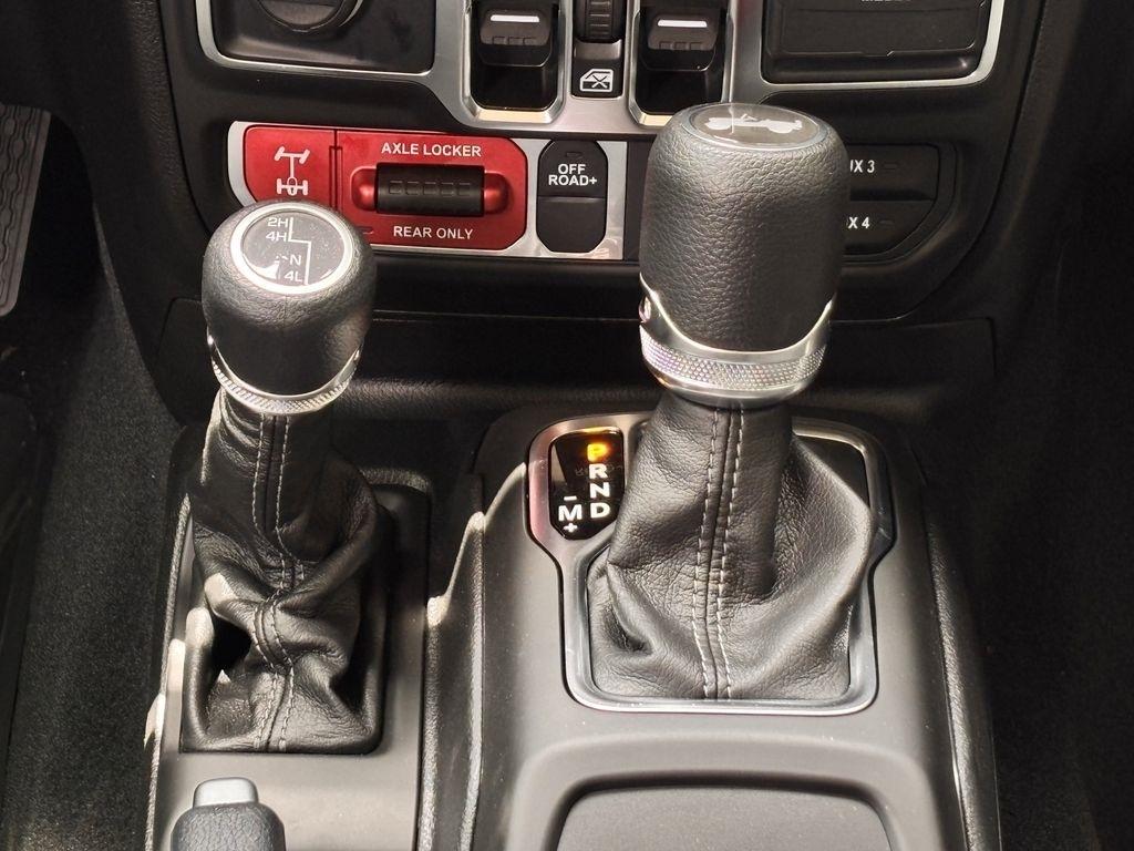 Jeep Wrangler Sport 2025