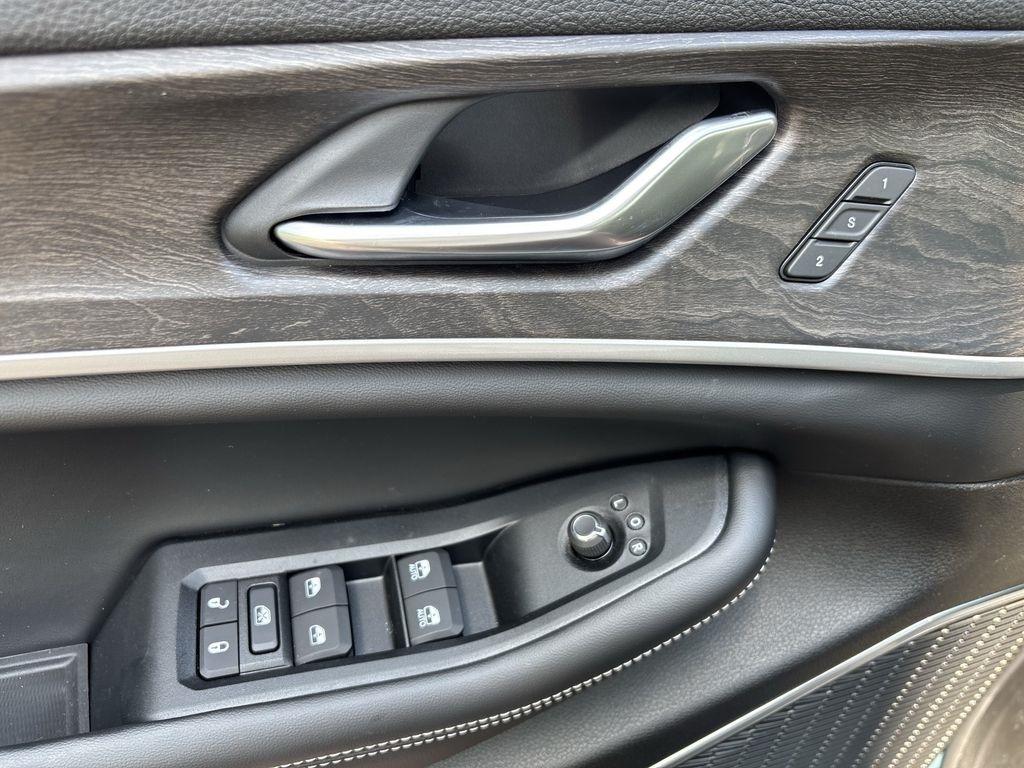 Jeep Grand Cherokee Limited 4WD 2026