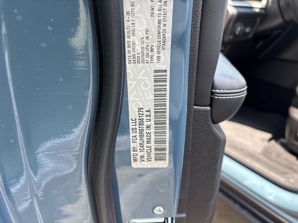 Jeep Grand Cherokee Limited 4WD 2026