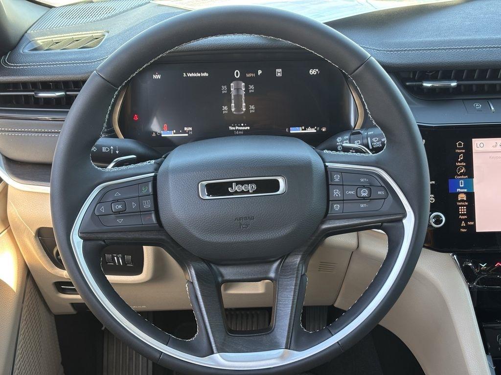 Jeep Grand Cherokee Limited 4WD 2026