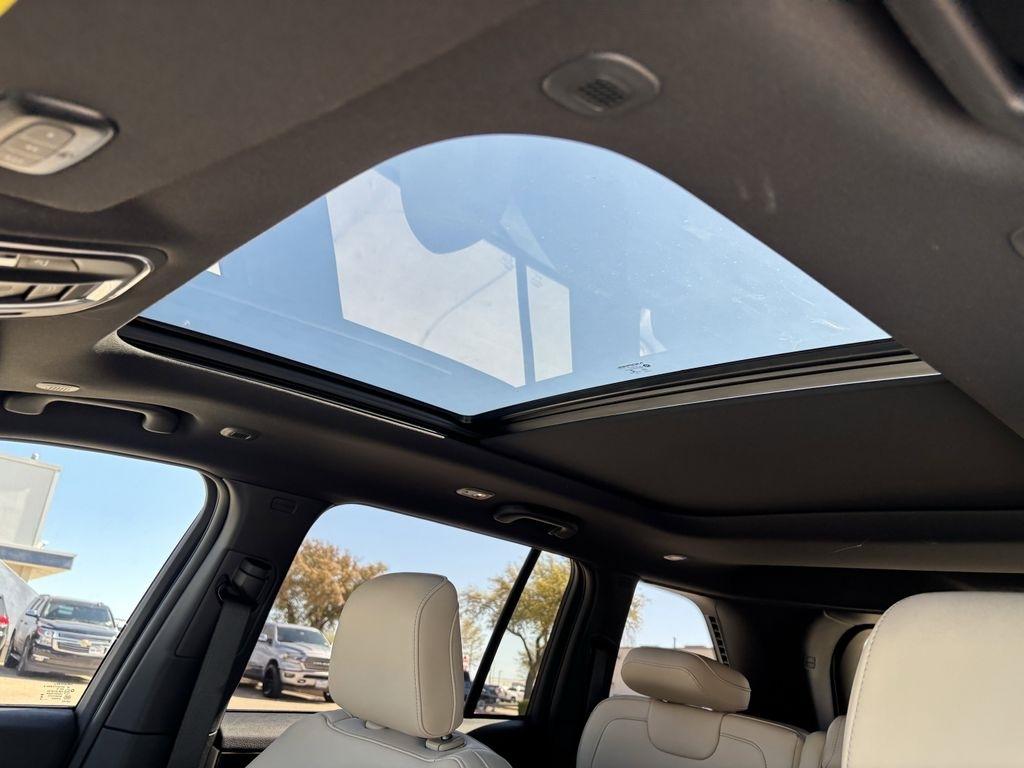 Jeep Grand Cherokee Limited 4WD 2026