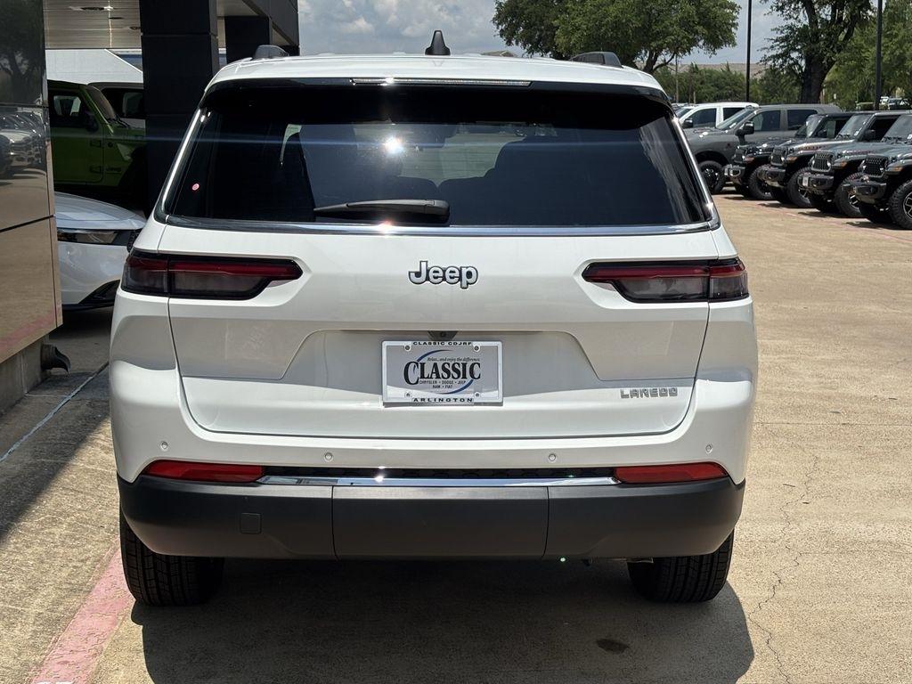Jeep Grand Cherokee L Laredo 2WD 2026