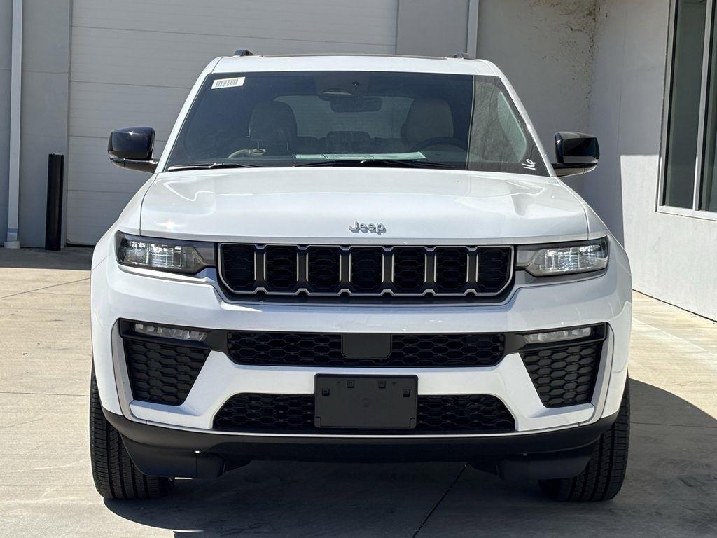 Jeep Grand Cherokee Limited 2WD 2026