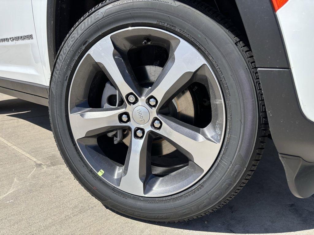 Jeep Grand Cherokee Limited 2WD 2026