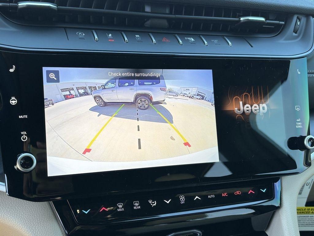 Jeep Grand Cherokee Limited 2WD 2026