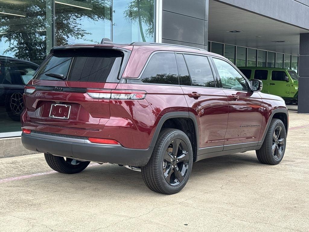 Jeep Grand Cherokee Limited 2WD 2026