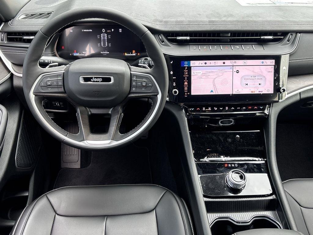 Jeep Grand Cherokee Limited 2WD 2026