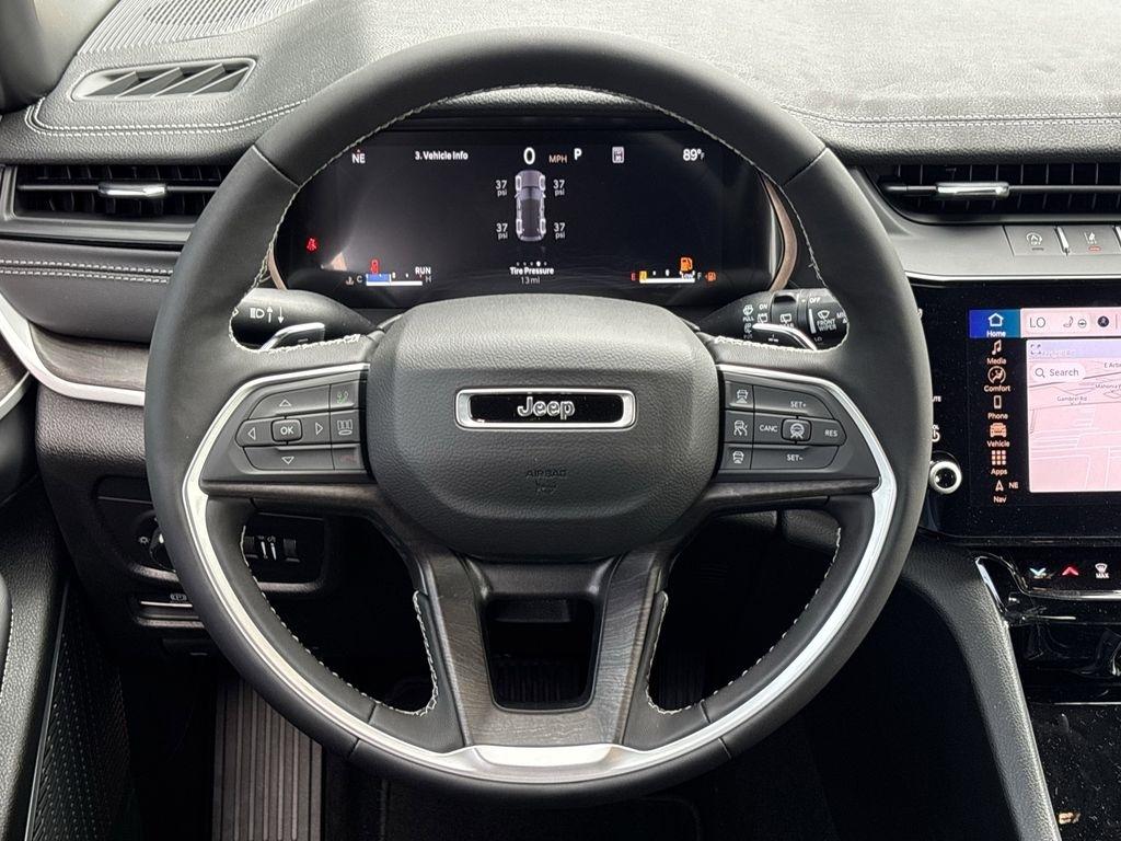 Jeep Grand Cherokee Limited 2WD 2026