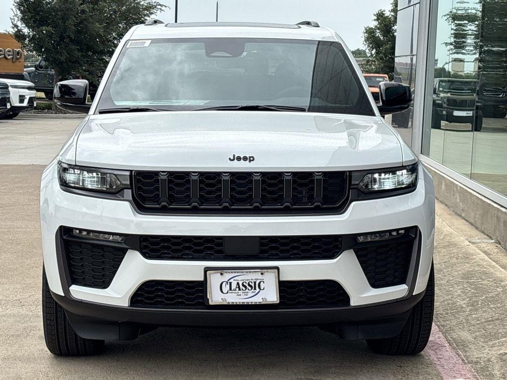 Jeep Grand Cherokee Limited 2WD 2026