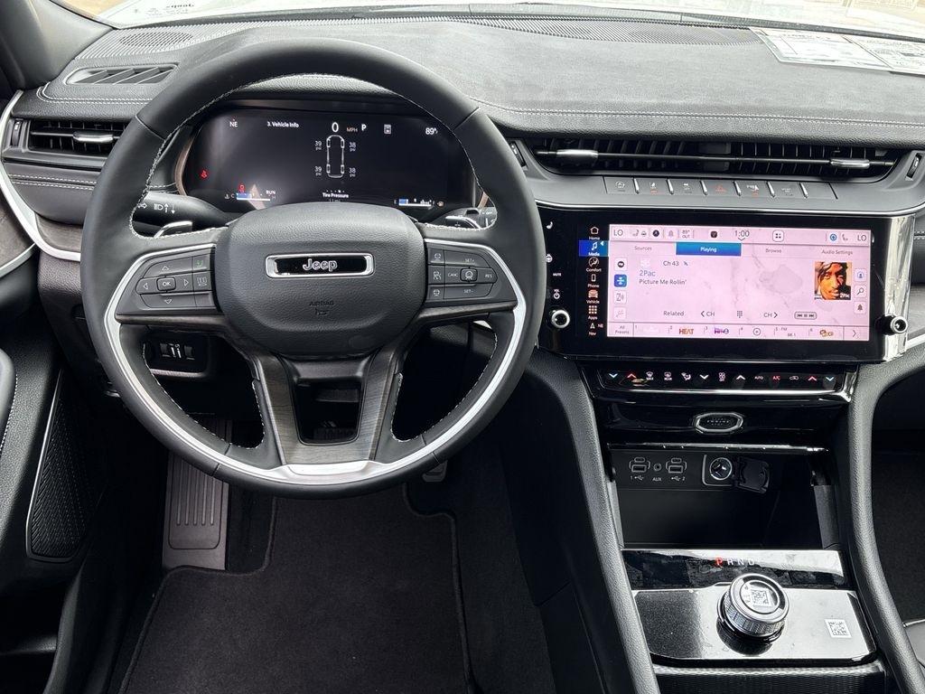Jeep Grand Cherokee Limited 2WD 2026