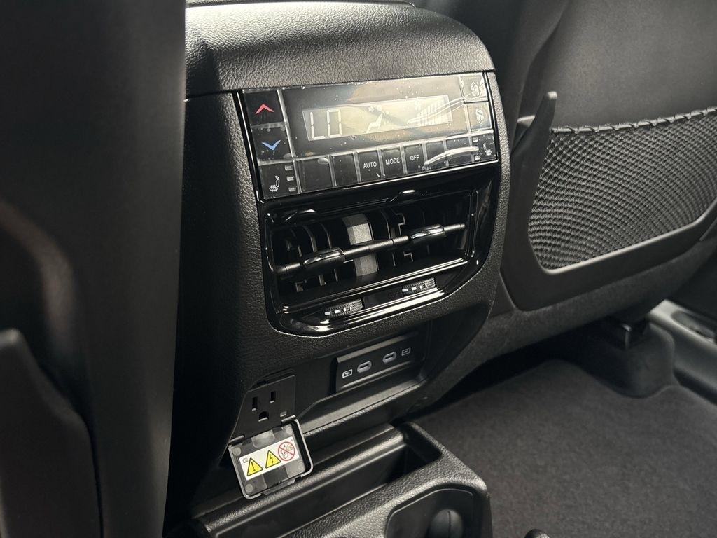 Jeep Grand Cherokee Limited 2WD 2026