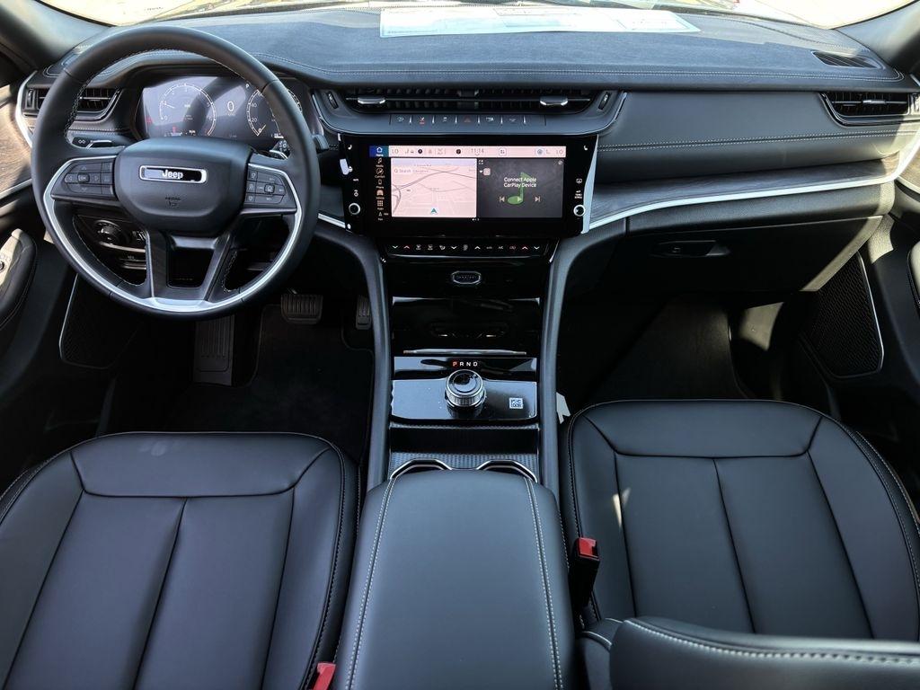 Jeep Grand Cherokee Limited 2WD 2026