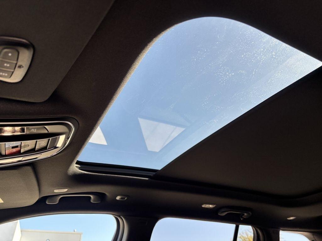 Jeep Grand Cherokee Limited 2WD 2026