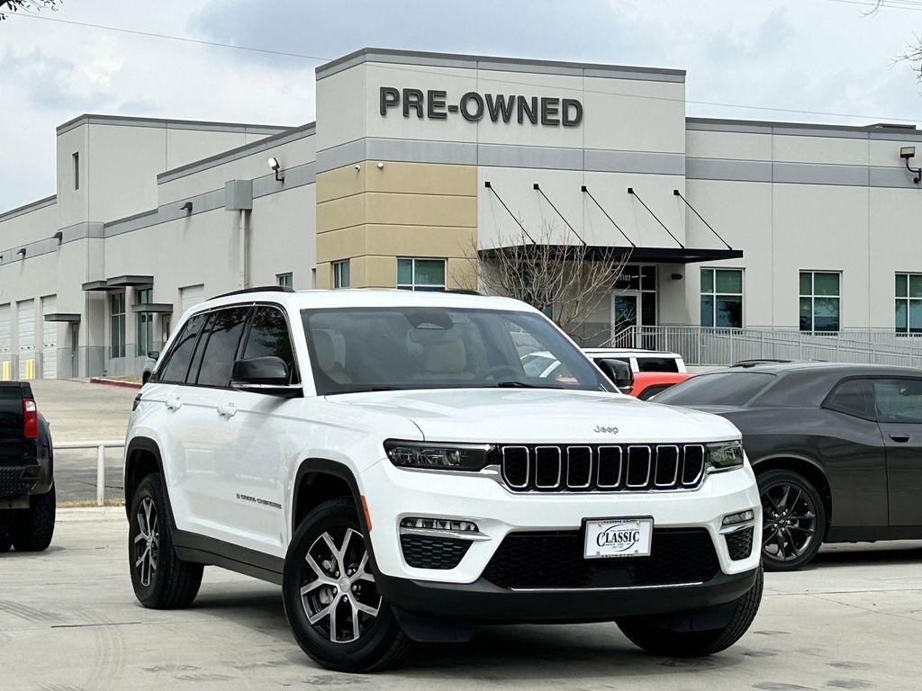 Jeep Grand Cherokee Limited 2WD 2023