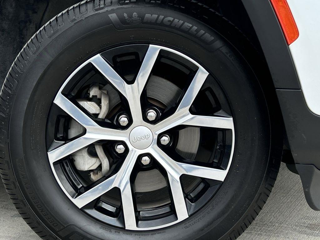 Jeep Grand Cherokee Limited 2WD 2023