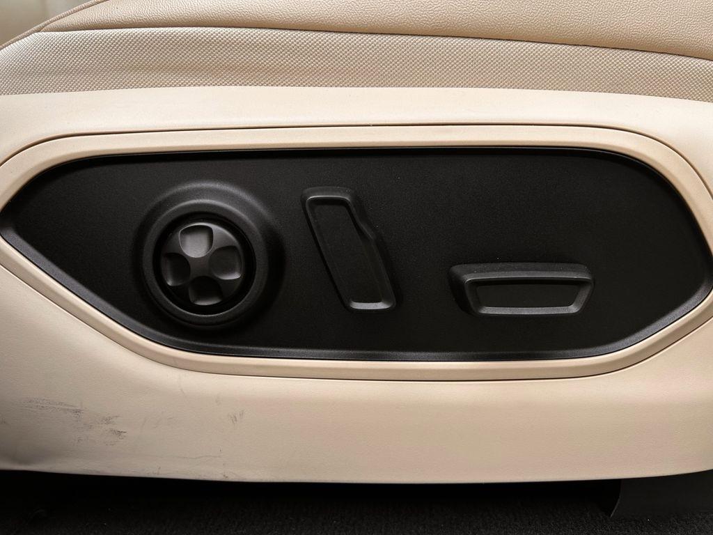 Jeep Grand Cherokee Limited 2WD 2023