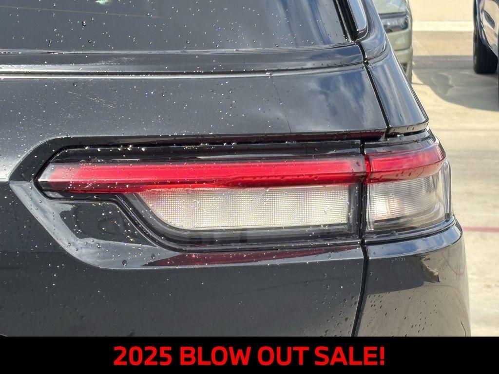 Jeep Grand Cherokee L Laredo 2025