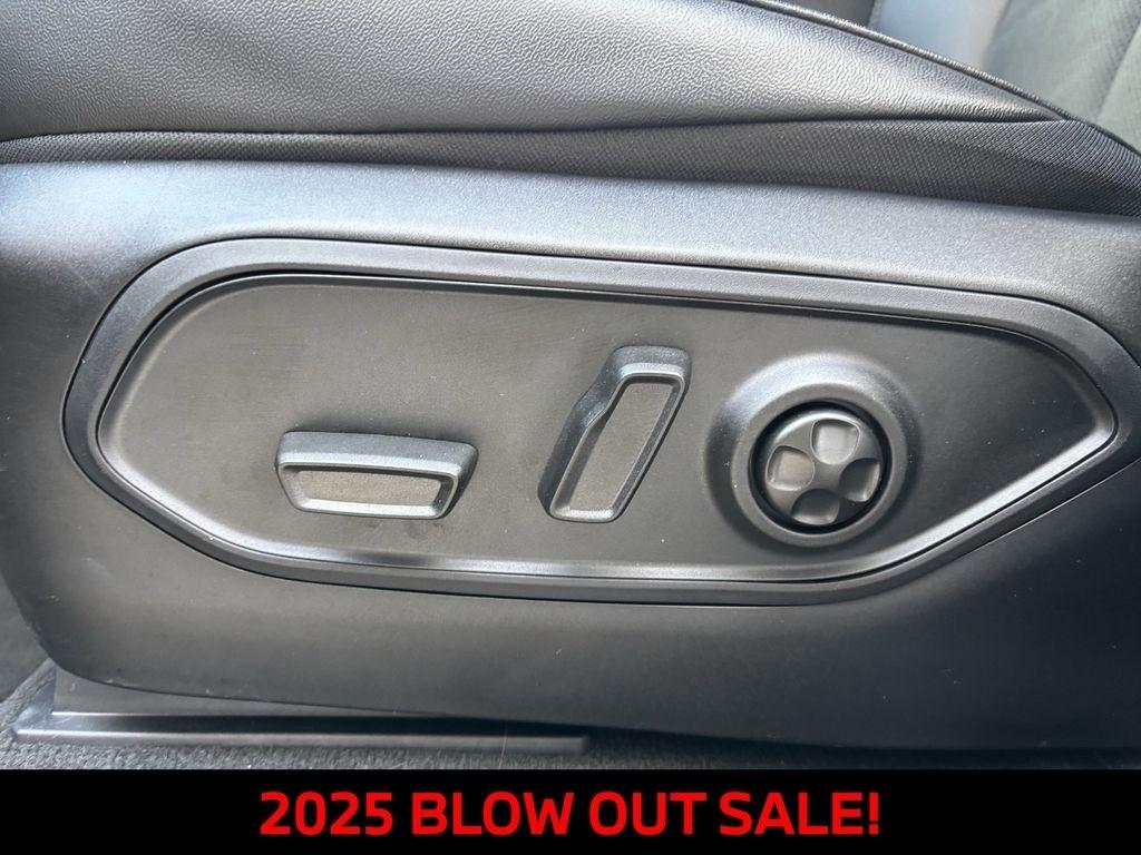 Jeep Grand Cherokee L Laredo 2025