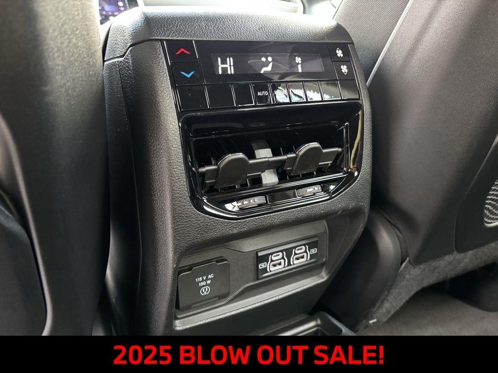 Jeep Grand Cherokee L Laredo 2025