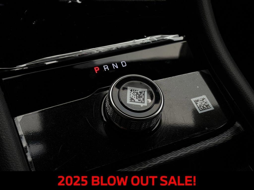 Jeep Grand Cherokee Limited 2WD 2025