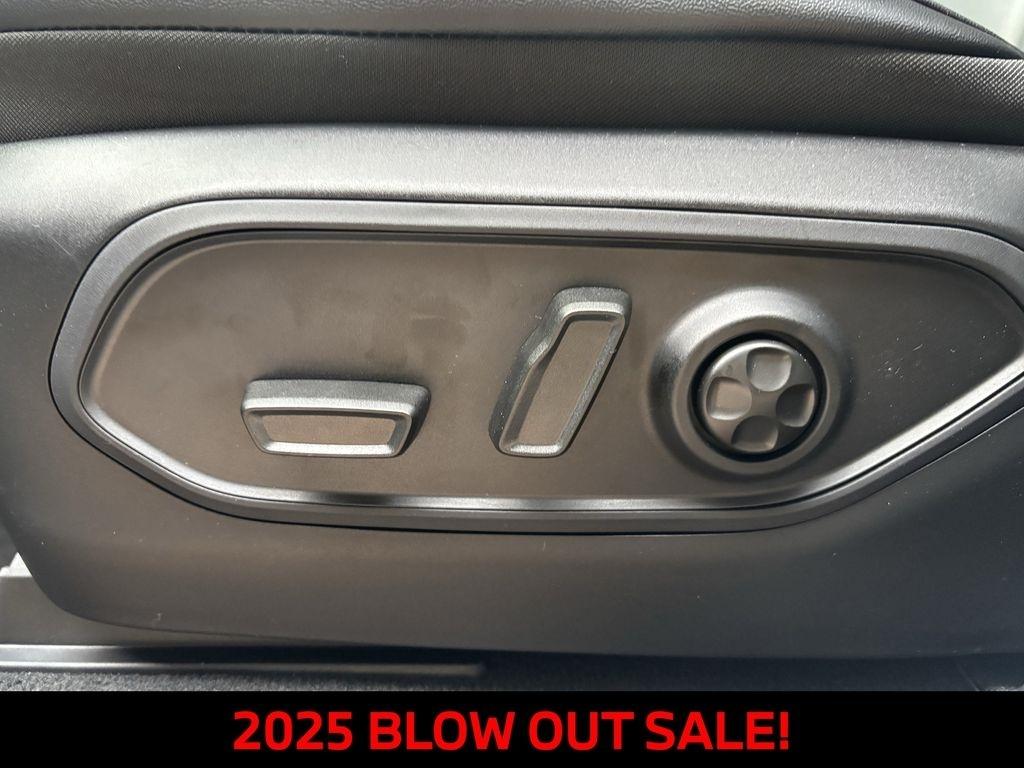 Jeep Grand Cherokee Limited 2WD 2025