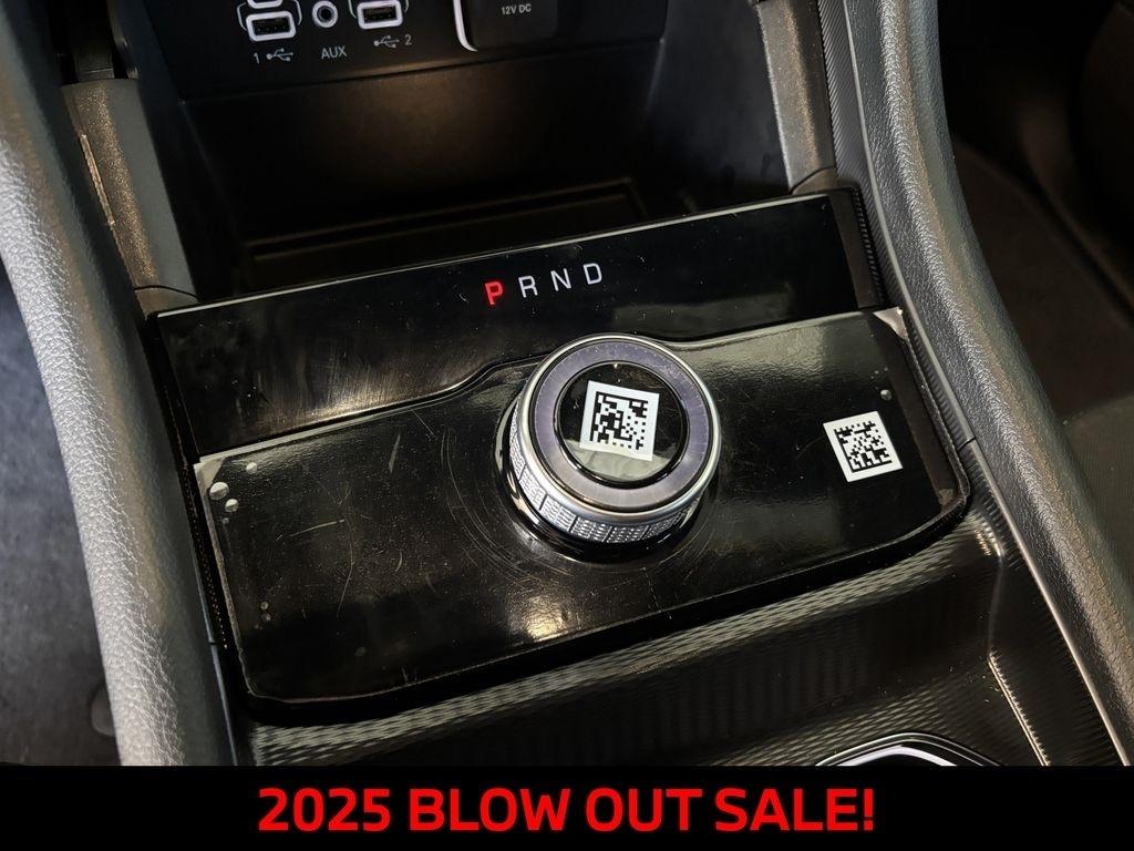 Jeep Grand Cherokee Laredo 4WD 2025