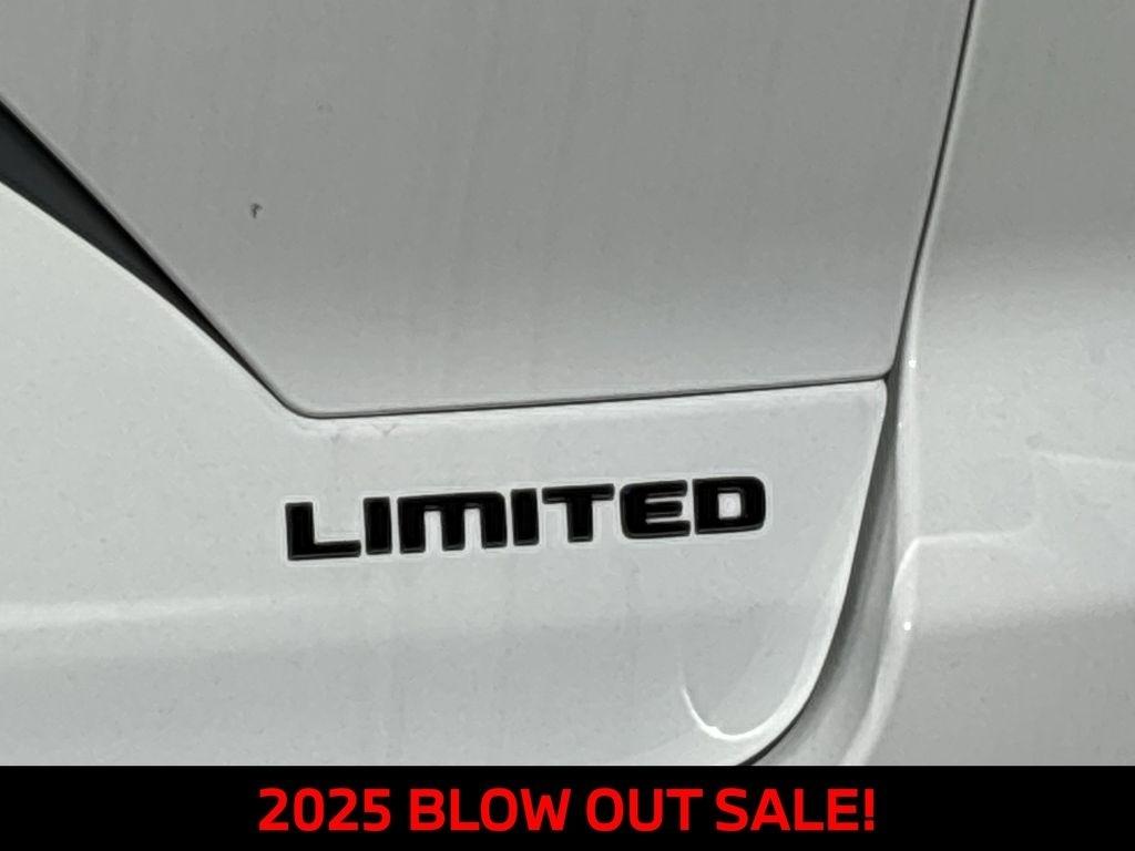 Jeep Grand Cherokee Limited 2WD 2025