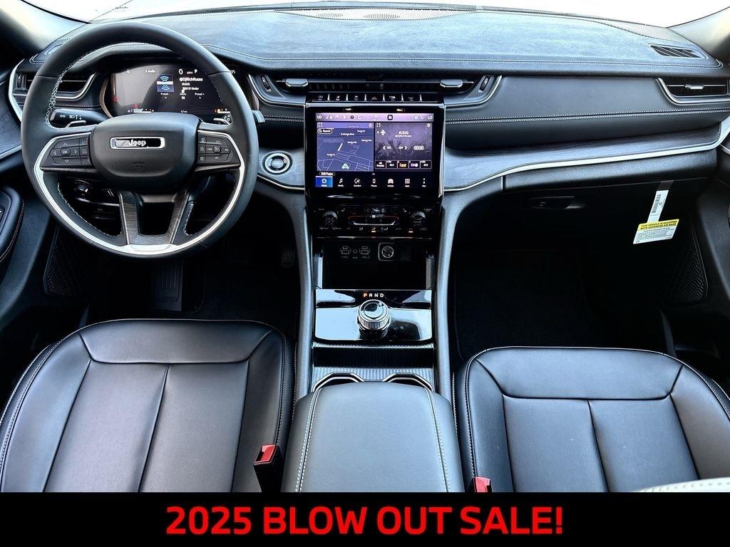 Jeep Grand Cherokee Limited 2WD 2025