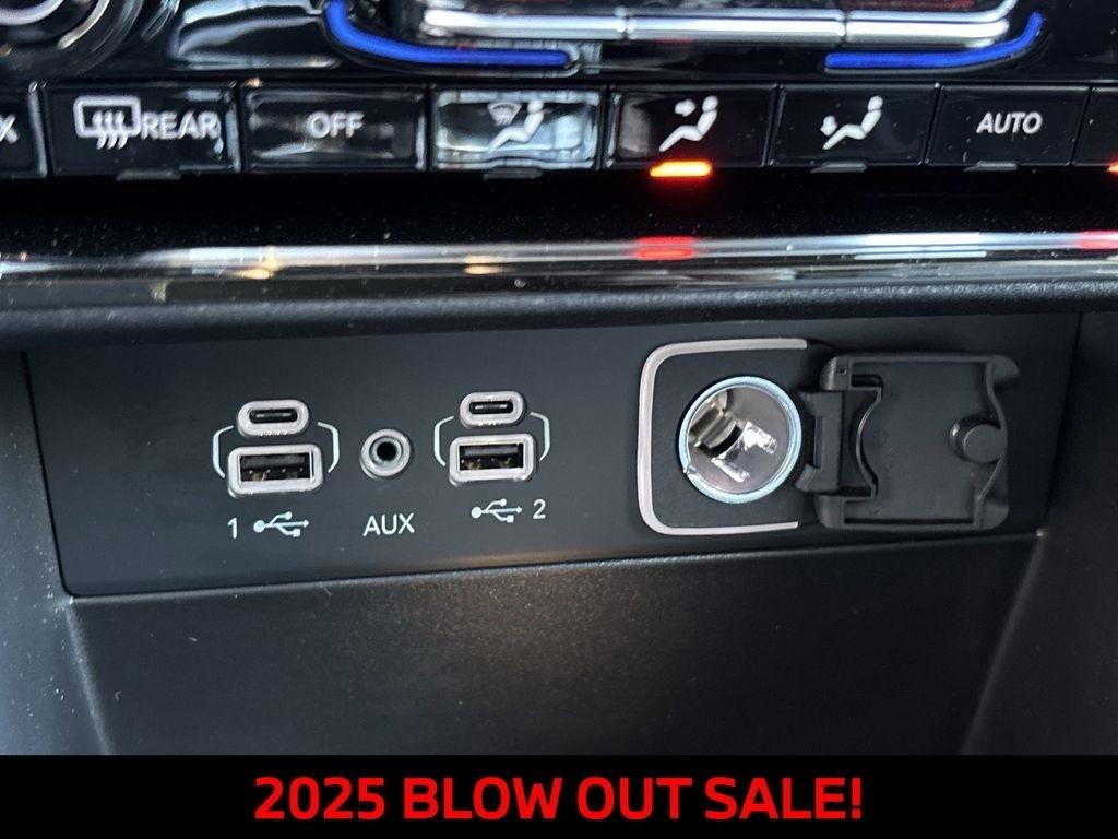 Jeep Grand Cherokee Limited 2WD 2025